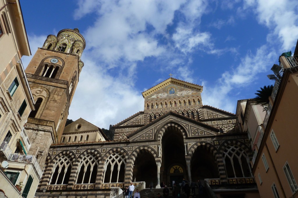 Vedi AMALFI e&nbsp;poi…