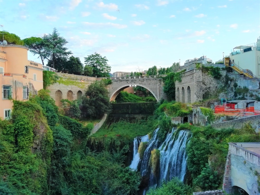 La grande bellezza del Parco Villa Gregoriana a&nbsp;TIVOLI